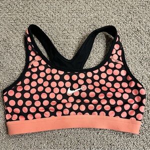 Nike dri-fit sports bra (size S P)